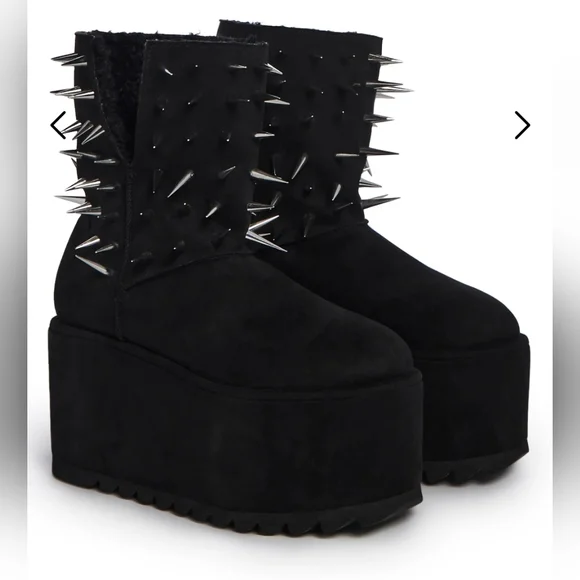 NWOB 🖤 Dolls Kill Thorny Tales Spiked Suede Platform Boots 🖤 Women's 9 - Picture 3 of 8
